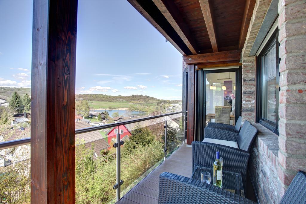 Ferienwohnung Seeblick Schalkenmehren Zimmer foto